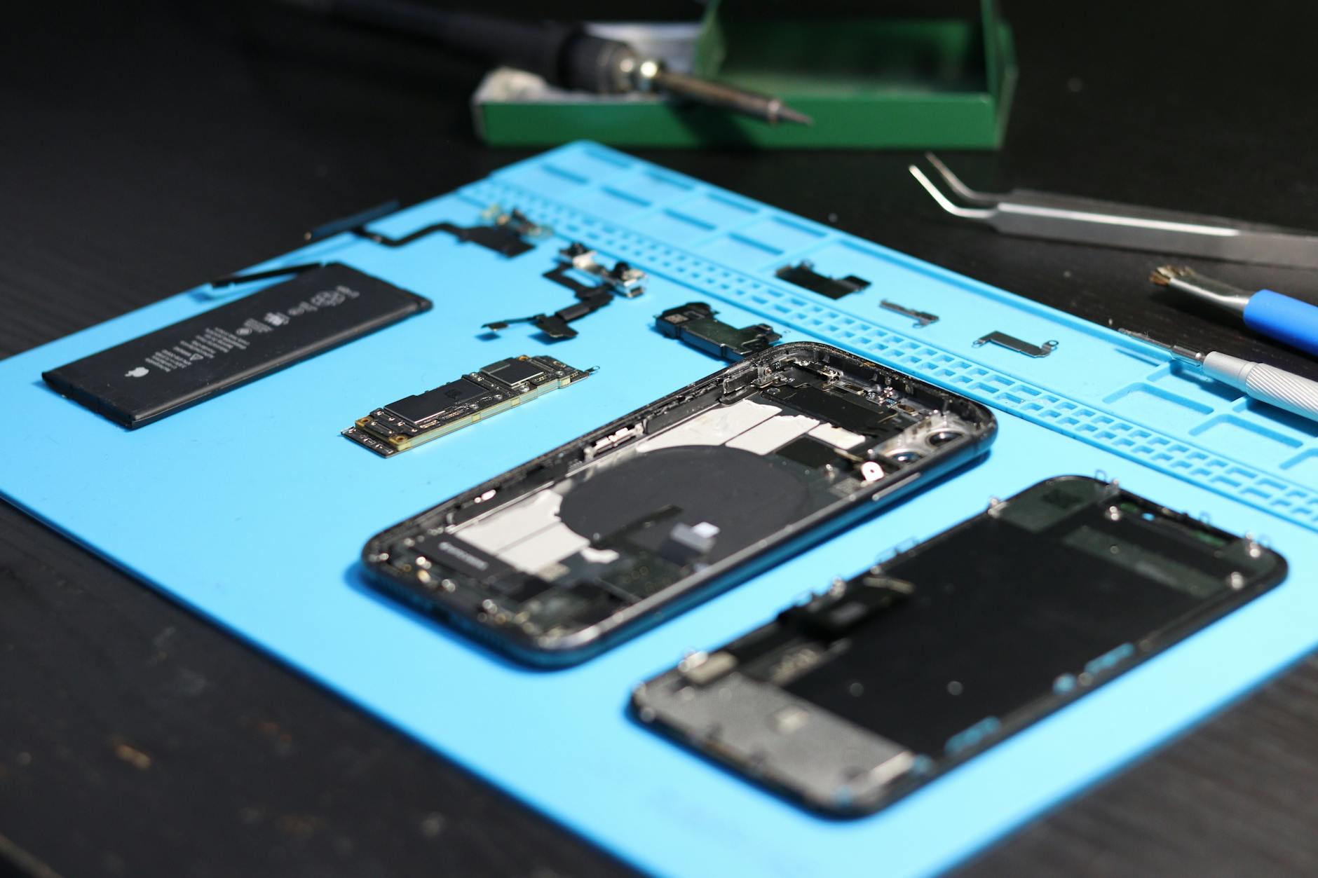 Android 15.2 batterie réparation Planet SAV Les Angles