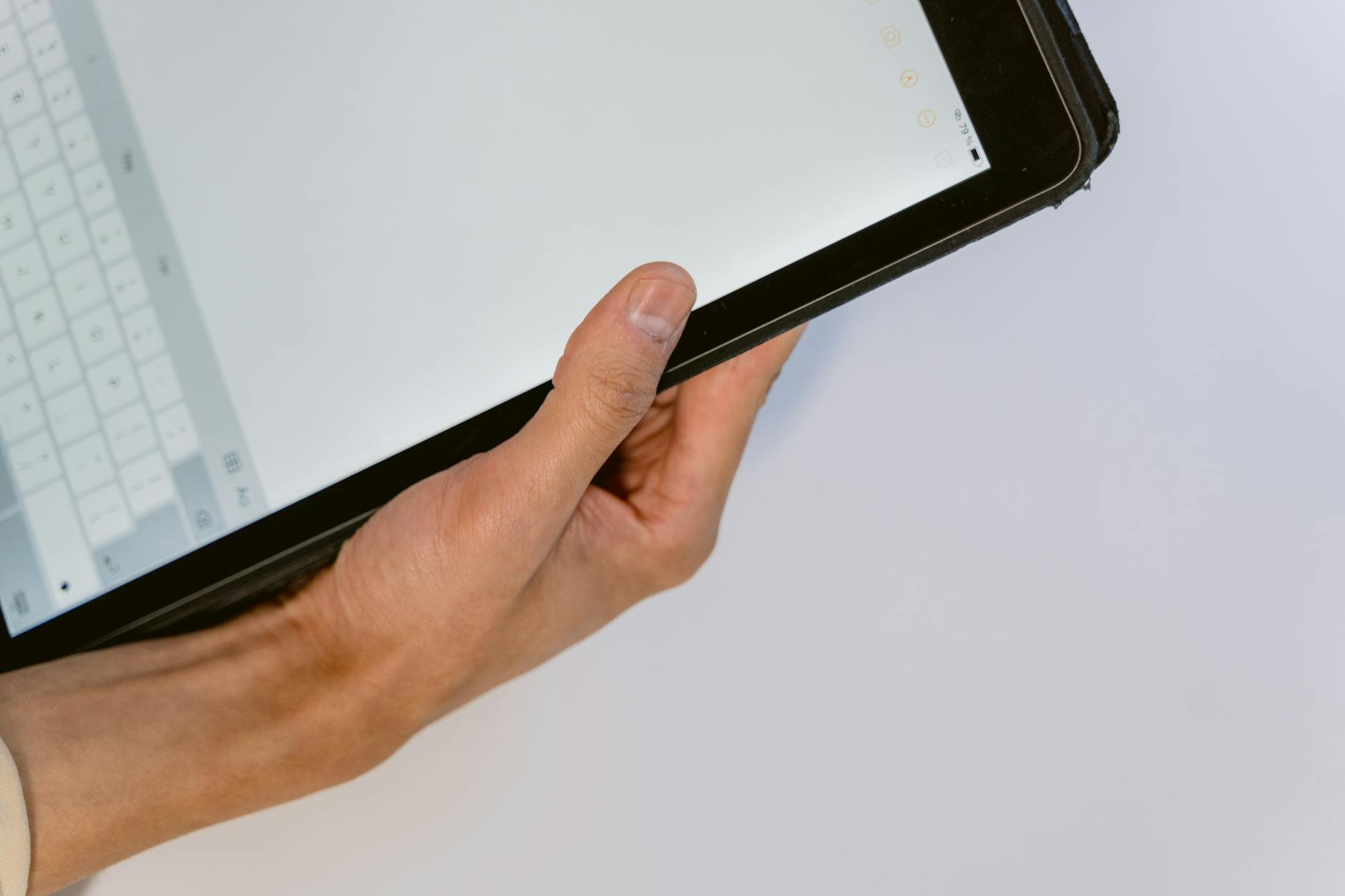 écran tactile iPad ne répond plus réparation Planet SAV Les Angles
